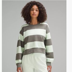 Lululemon Perfectly Oversized Cropped Crew - Size 6